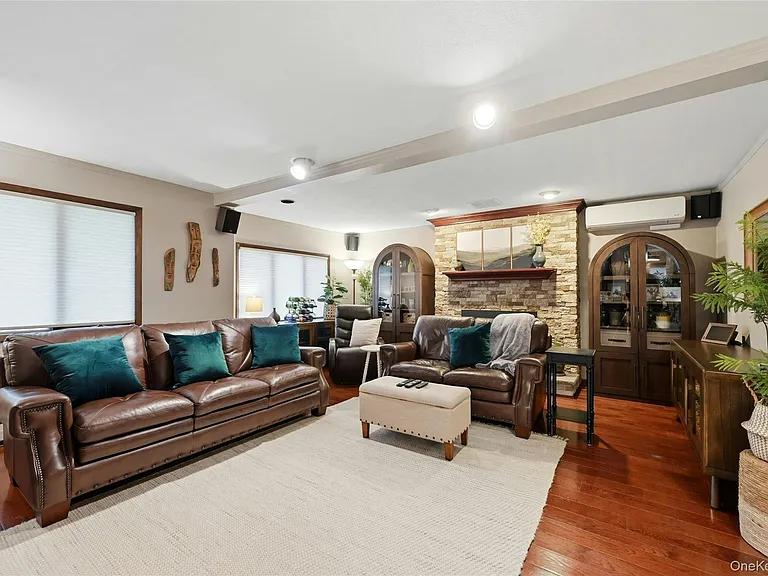 38 Ormond Ave — Photo 11