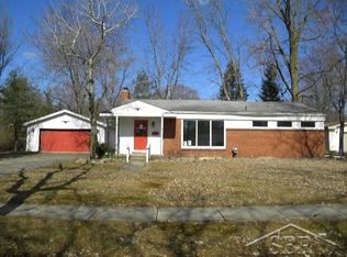 505 Buchanan Dr, Midland, MI