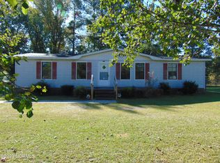 916 Locks Creek Rd, Fayetteville, NC 28312