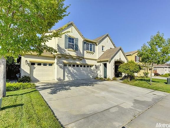 2nd image of 205 Stanton Ct