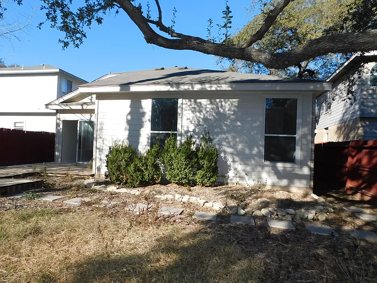 9231 Foxgrove Way — Photo 30