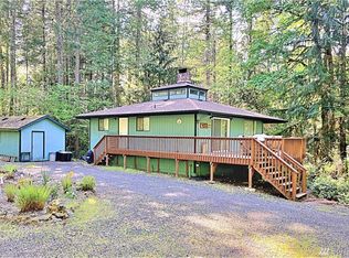 21 N Beaver Dr, Hoodsport, WA 98548