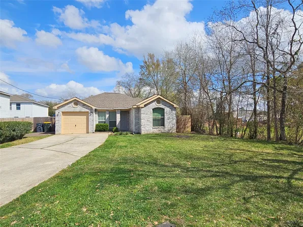 500 Birch Cluster Ct, Conroe, TX 77301