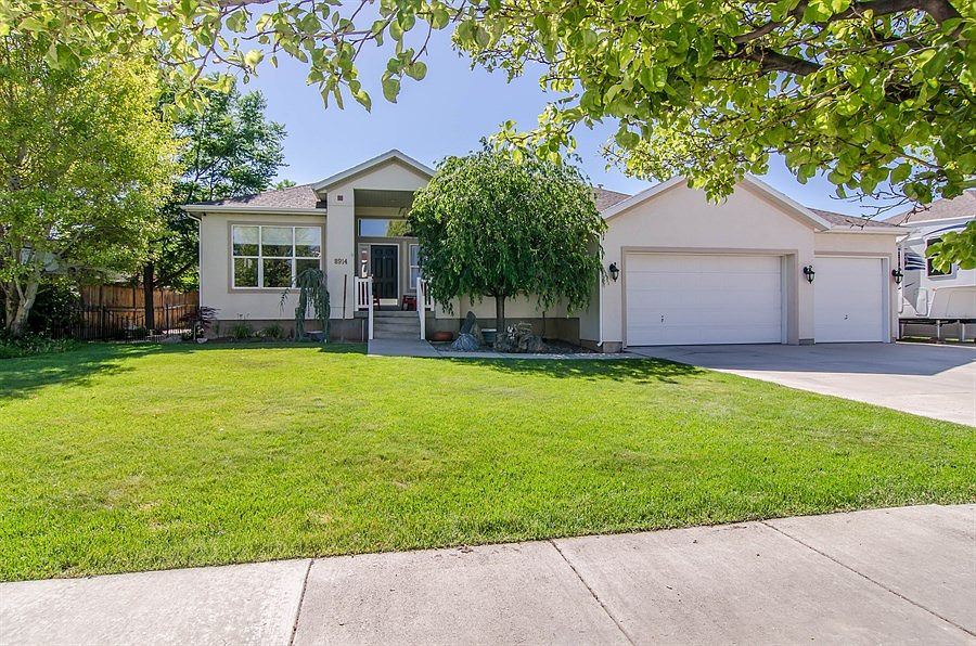 1st image of 8914 S Mountain Vista Dr