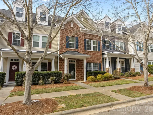 13828 Cypress Woods Dr, Huntersville, NC 28078