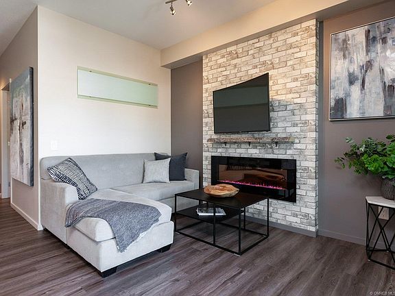 3rd image of 1290 Saint Paul St #503