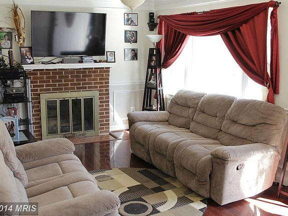 5th image of 10802 Scott Dr