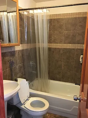 Rented by Elite NY Holdings | media 15