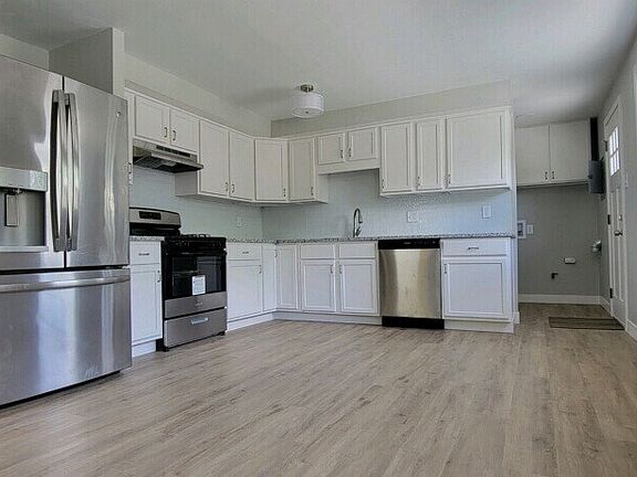 2nd image of 10326 Ronald Ct