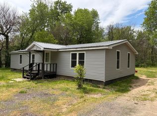 2216 S 17th St, Niles, MI 49120
