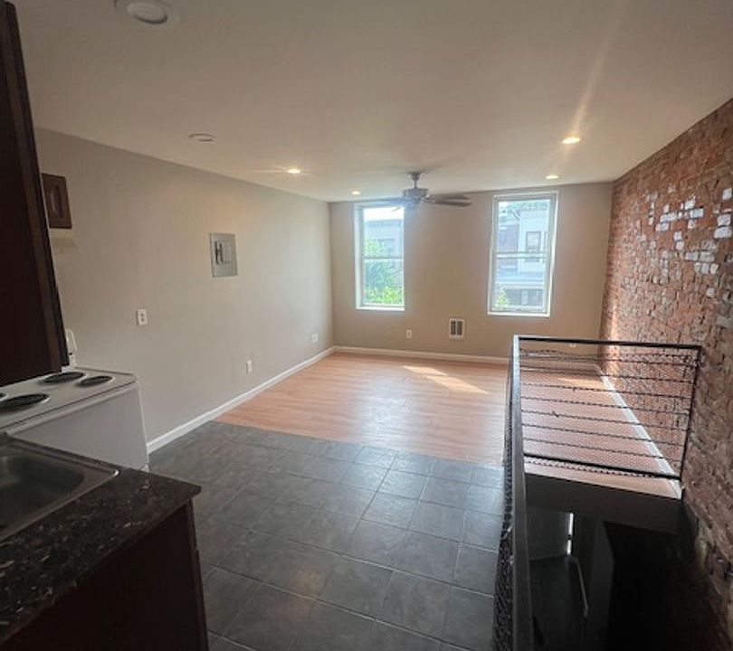 1st image of 3374 Amber St Floor 2