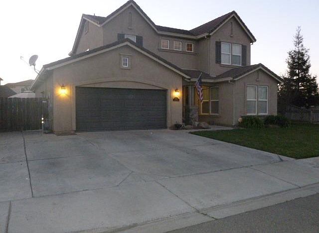 1st image of 2605 Salluce Dr