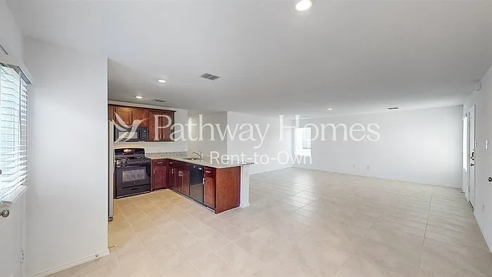 1329 Plum Rd — Photo 8
