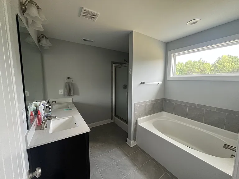 152 Hanover Ct — Photo 19