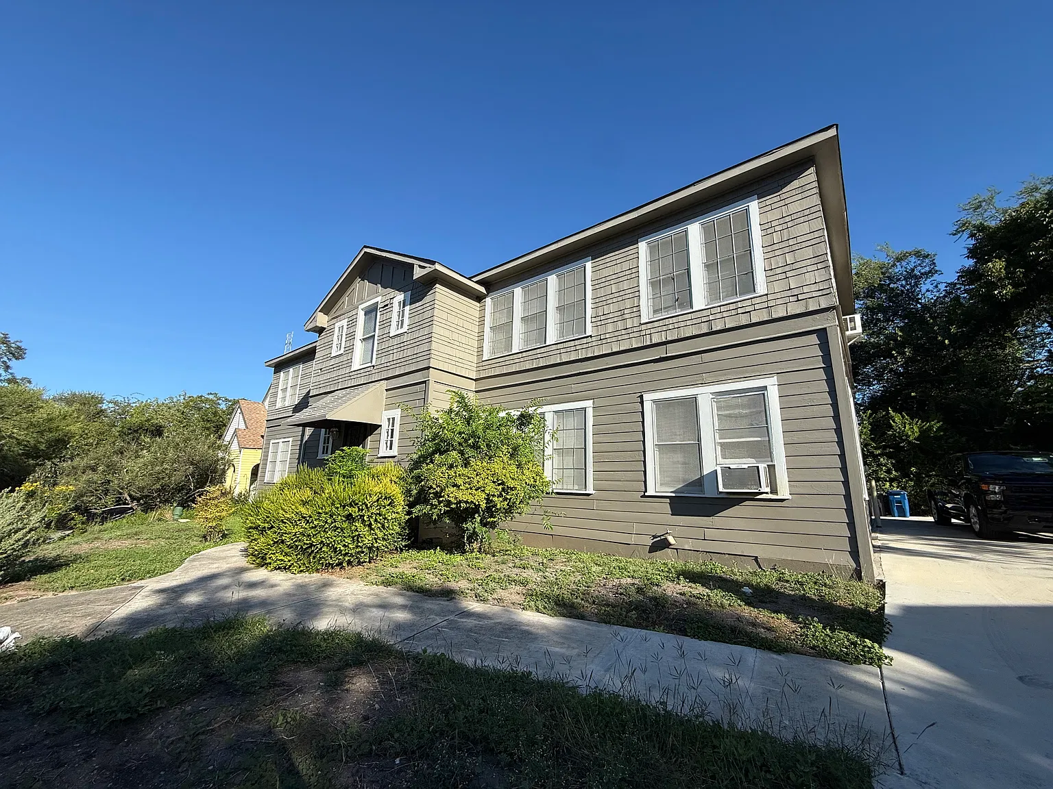 1 bed, 800 sqft, $900 — Photo 2