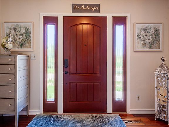 4th image of 3593 Applewood Ln