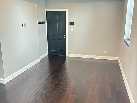 4th image of 531 Colebrook Dr APT D