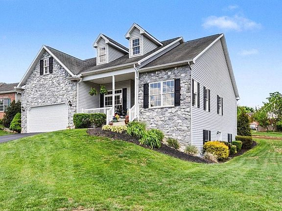 4th image of 439 Woodland Dr
