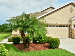 7402 Surrey Wood Ln, Apollo Beach, FL 33572
