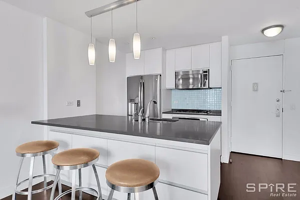 Sold by Spire Group | media 6