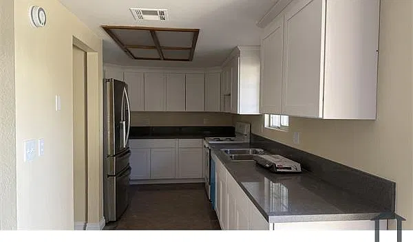 3 bed, 1360 sqft, $2,980 — Photo 4