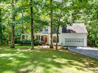 558 Lauren Park Dr, Burns, TN 37029