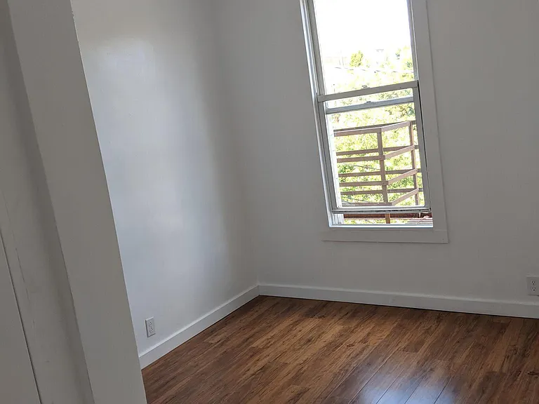 87 Chestnut Ave #2 — Photo 17