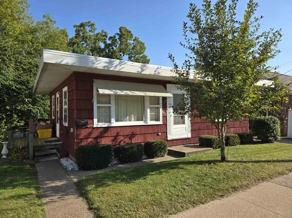 1510 Garfield Ave, Dubuque, IA 52001