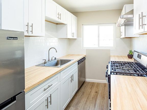 4th image of 1039 S Union Ave APT 23