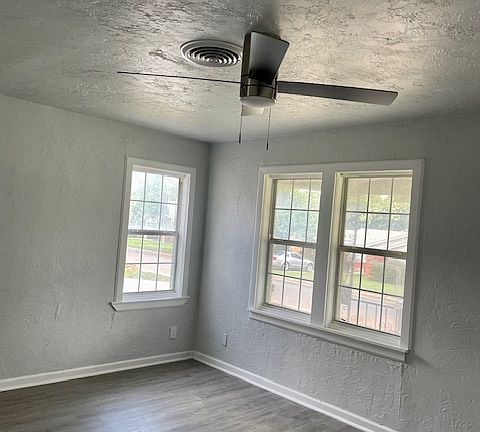 3rd image of 1836 NE 25th St