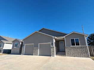 8808 W Meadow Park, Wichita, KS 67205