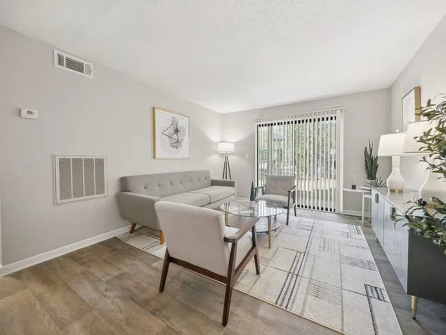 3300 N Ingle Pl — Photo 26