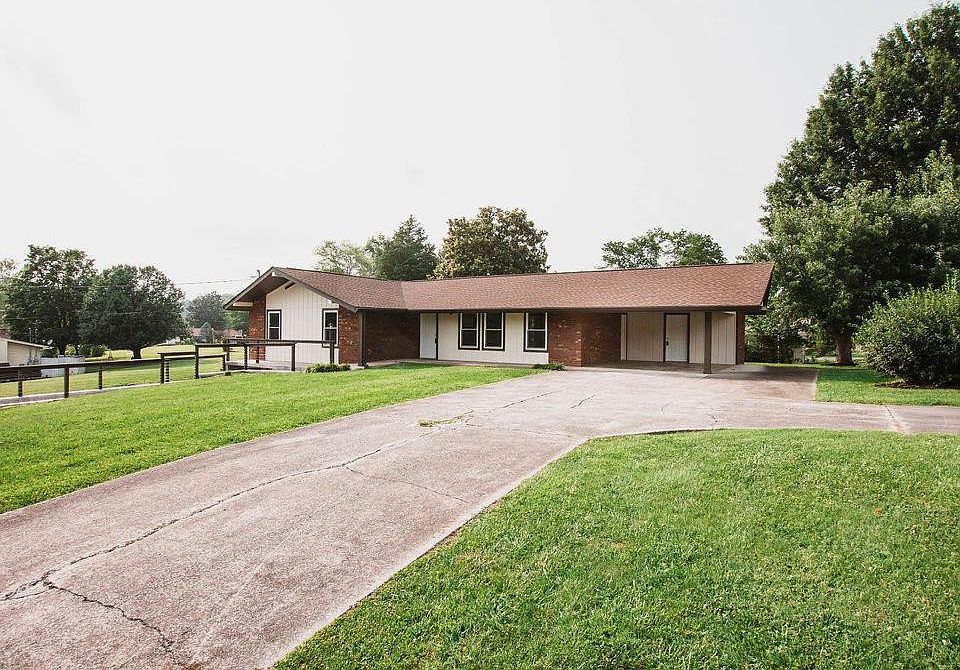 1st image of 302 Pine Mountain Rd