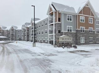 2592 Middle Rd, Bettendorf, IA 52722