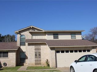 1613 Donley Dr, Euless, TX 76039