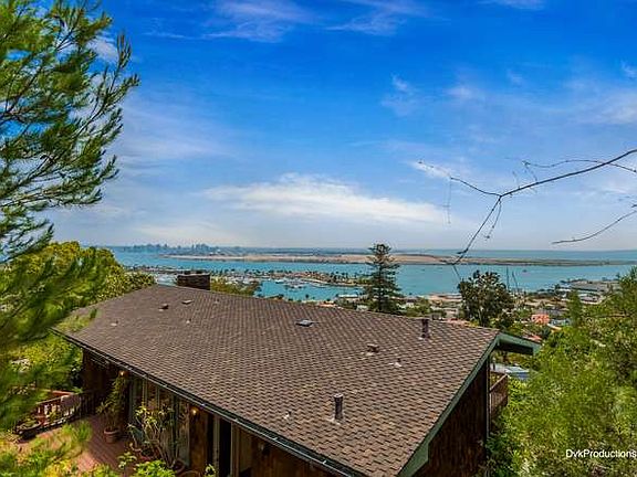 4th image of 438 La Crescentia Dr