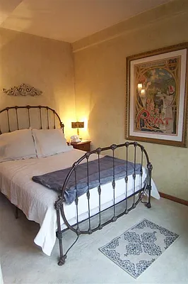 Rented by Susan Finkel, LREB | media 18