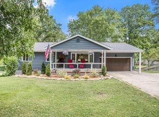 2819 Little Glendora Rd, Buchanan, MI 49107