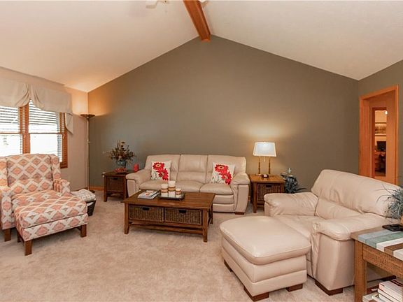 4th image of 1707 Northbrook Ct