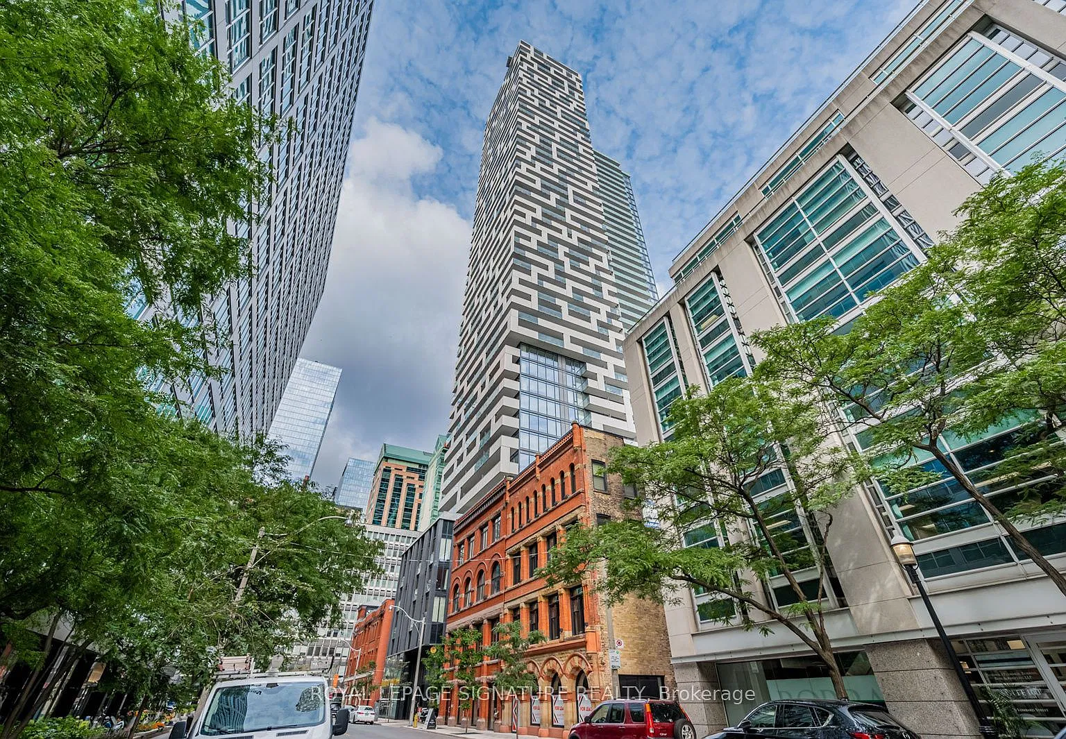 Yonge + Rich, 20 Lombard Residences — Photo 1