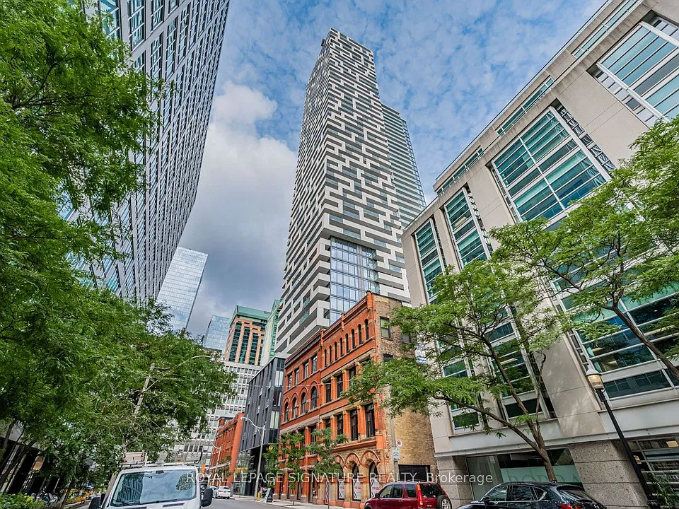 20 Lombard St #3707