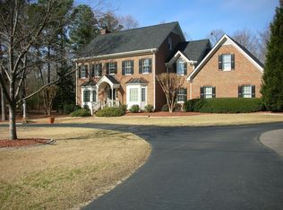 6512 Wilshire Dr, Fuquay Varina, NC 27526