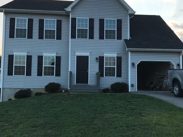 450 Chelsea Loop, Christiansburg, VA 24073