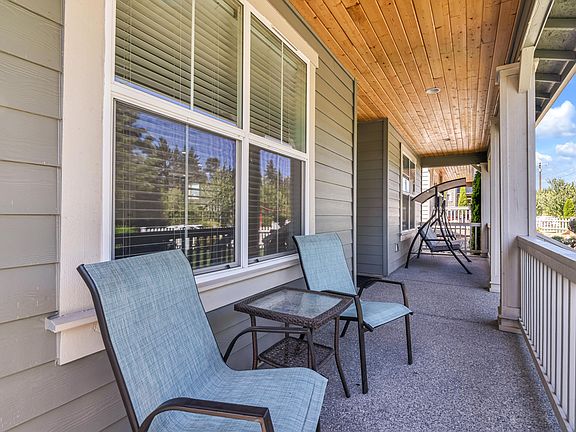 2nd image of 608 Ludwig Rd