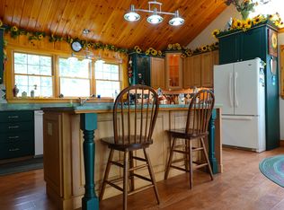 93 Mount Ephraim Rd, Searsport, ME 04974