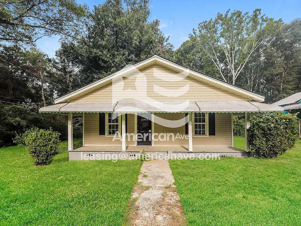 144 Martha St
