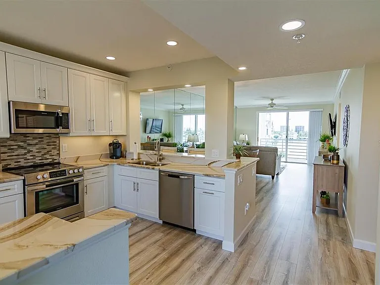 7974 Sailboat Key Blvd S #402 — Photo 5