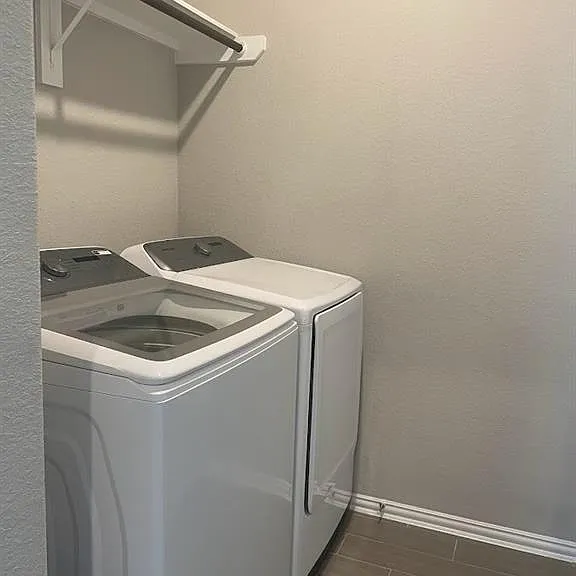 7443 French Quarter Ct — Photo 12