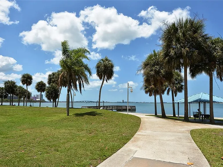 1709 N Tamiami Trl #221 — Photo 33
