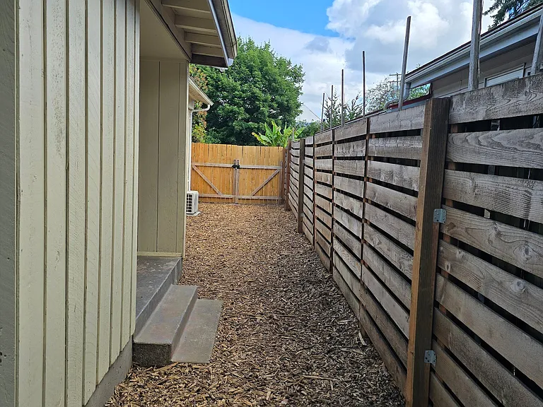 8122 NE Wygant St — Photo 10